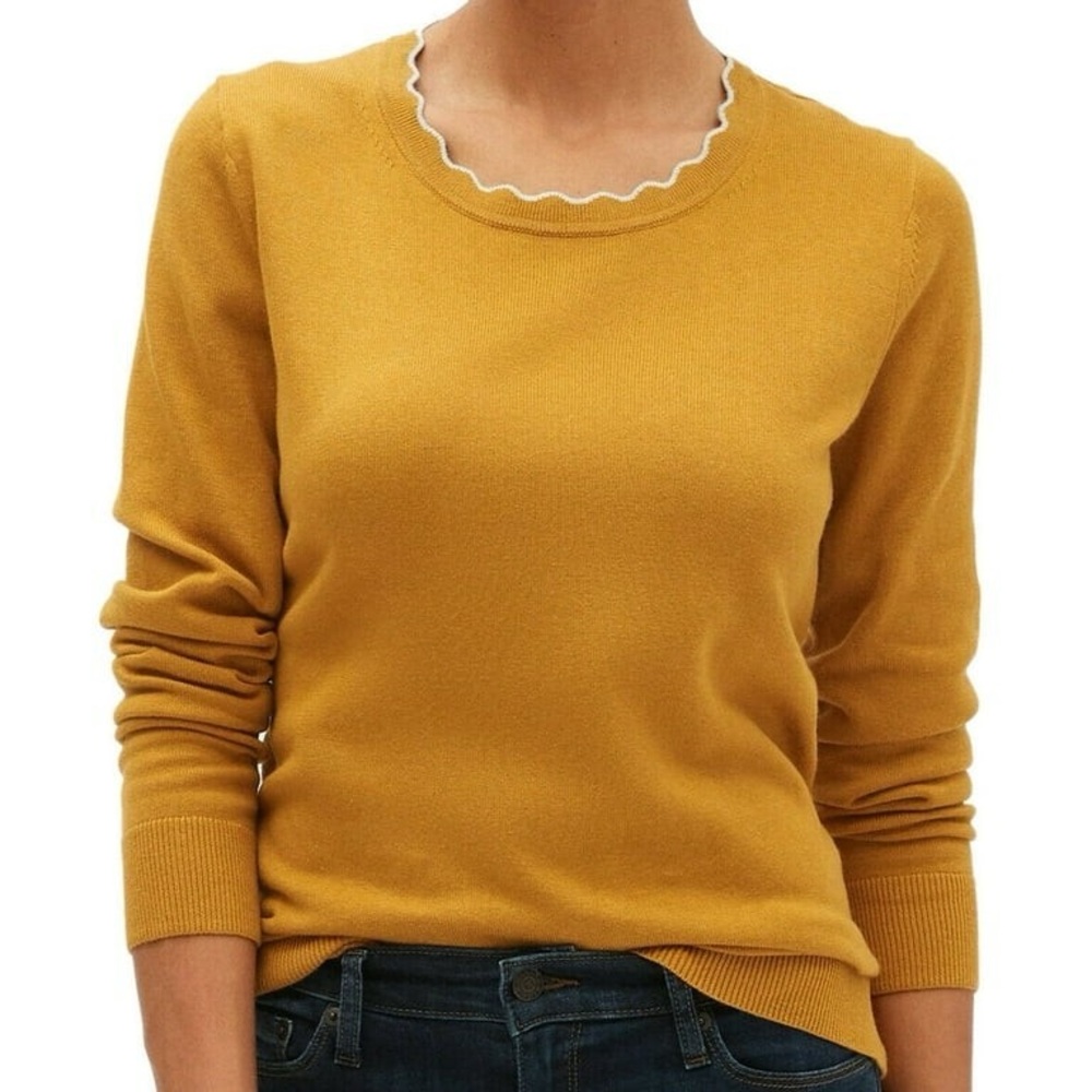 Banana Republic Golden Crew Neck Sweater